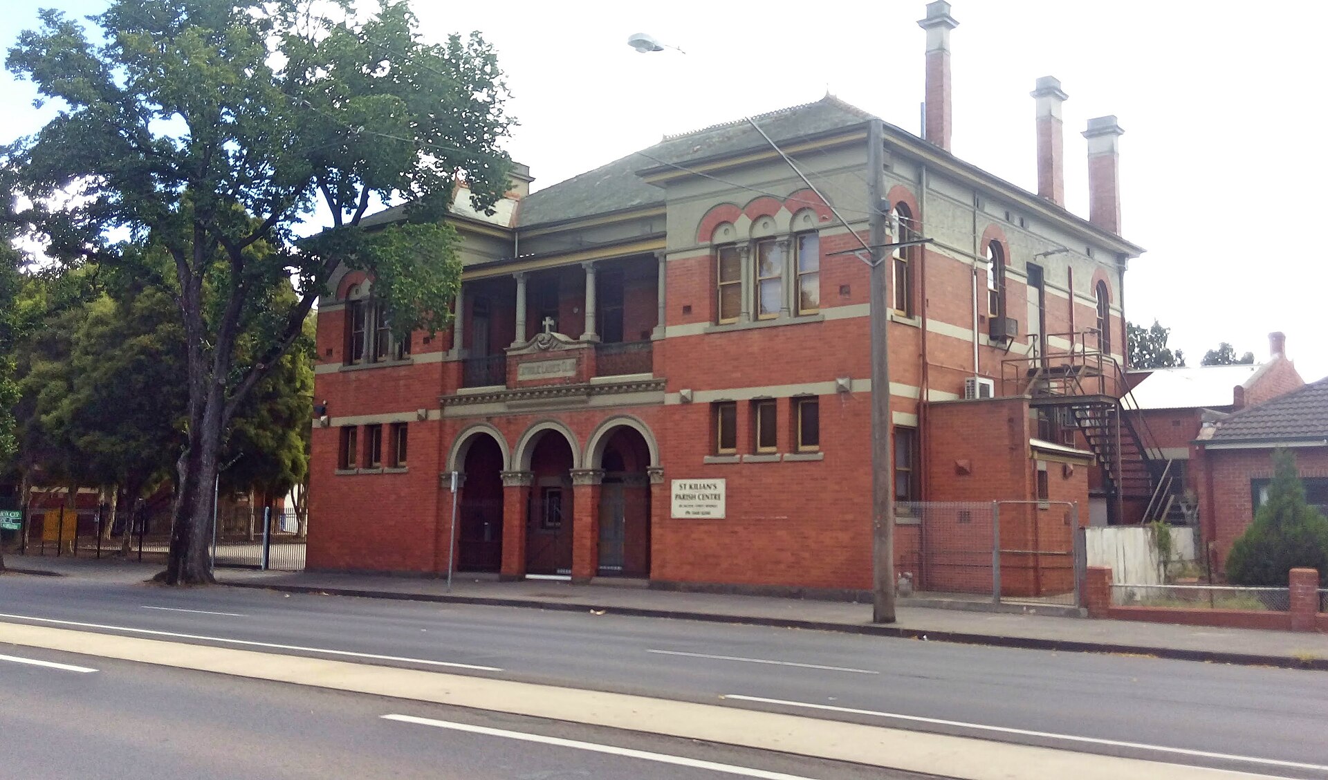 Bendigo's Nightlife Heats Up With New Venues and Late-Nice Eats
