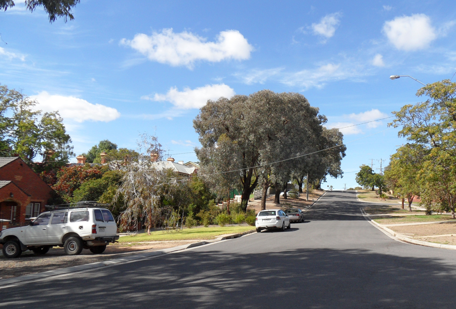 Bendigo's Sub-1% Vacancy Rate Squeezes Renters and Investors Alike